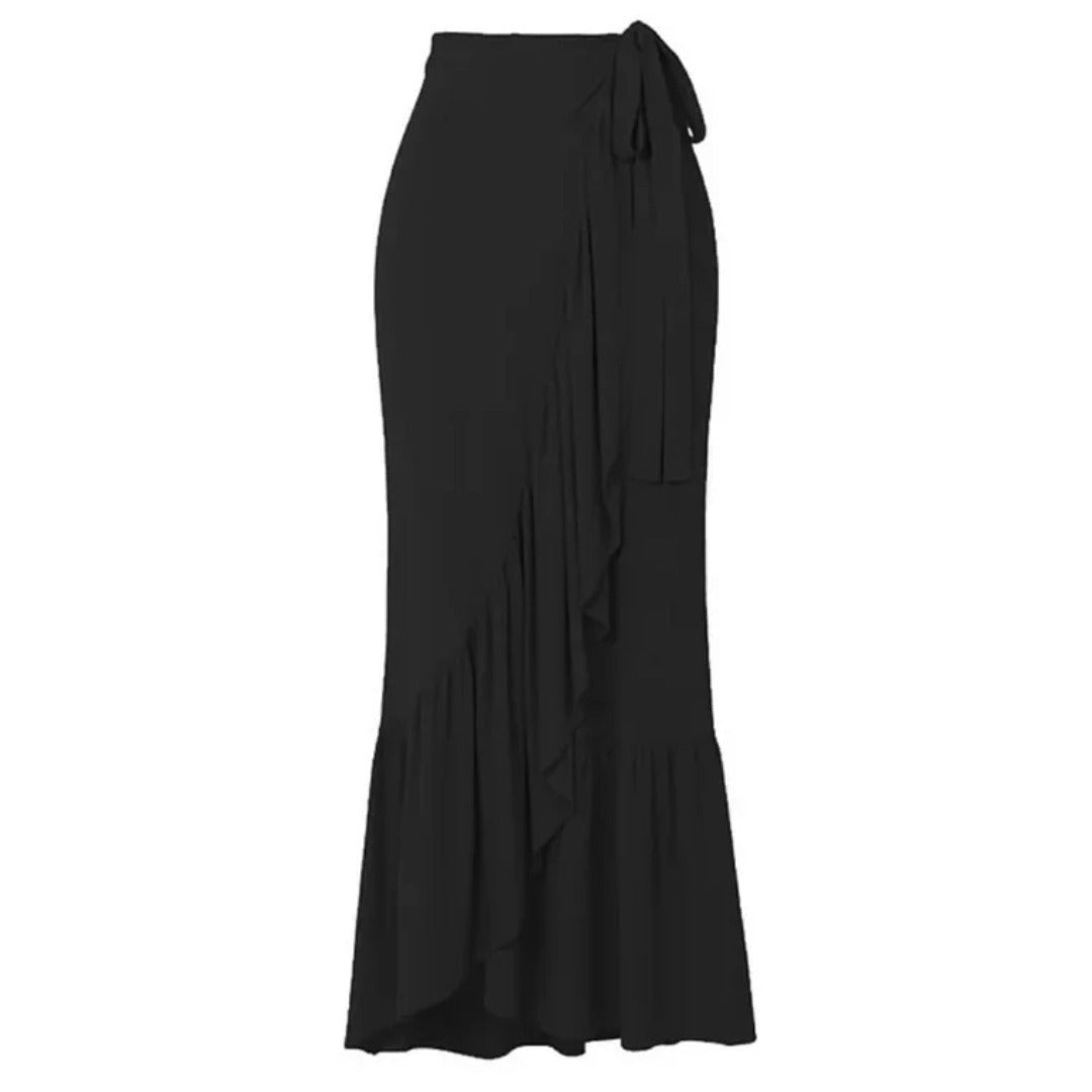 A lightweight black sarong or linen shirt for effortless cover‑ups between swims.